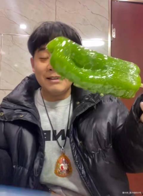 徐州吃瓜网红事件视频曝光,揭秘网络舆论风波背后的真相  第1张